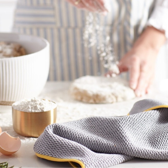 Norwex Diamond Weave Kitchen Towel and Cloth Set Graphite w Sunflower Trim - Picture 4 of 5